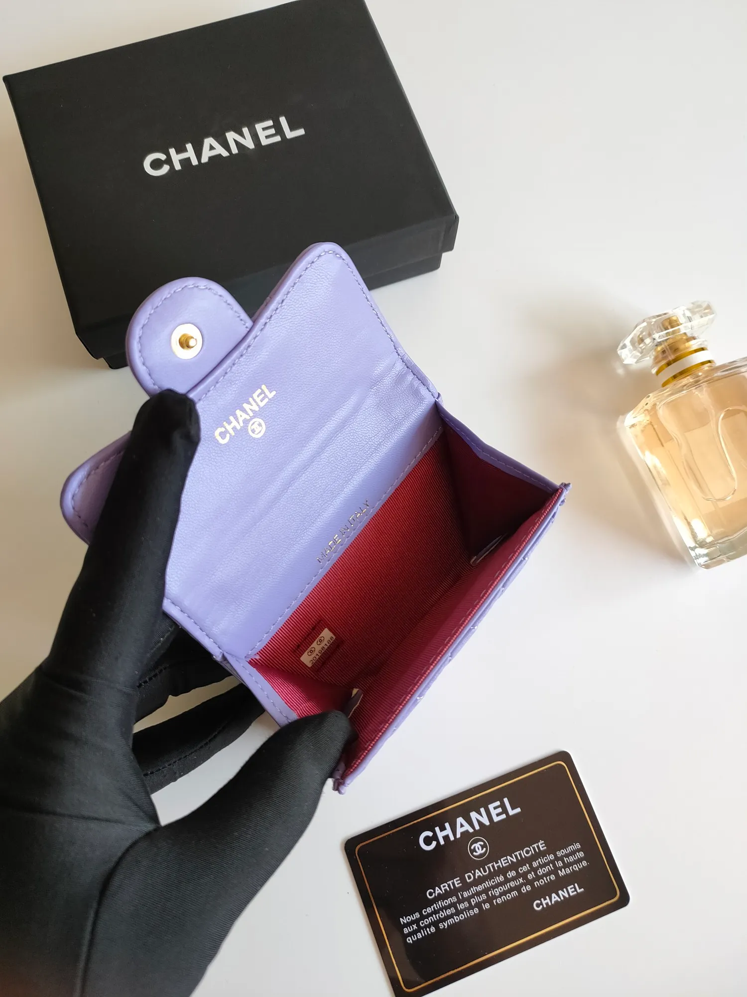 ￥130 CHANEL Chanel classic flap card holder. Imported sheepskin and caviar cowhide, card holder and coin purse integrated, with slip pocket on the back, model number: AP448, size: 7.5 × 11.3 × 2.1 cm