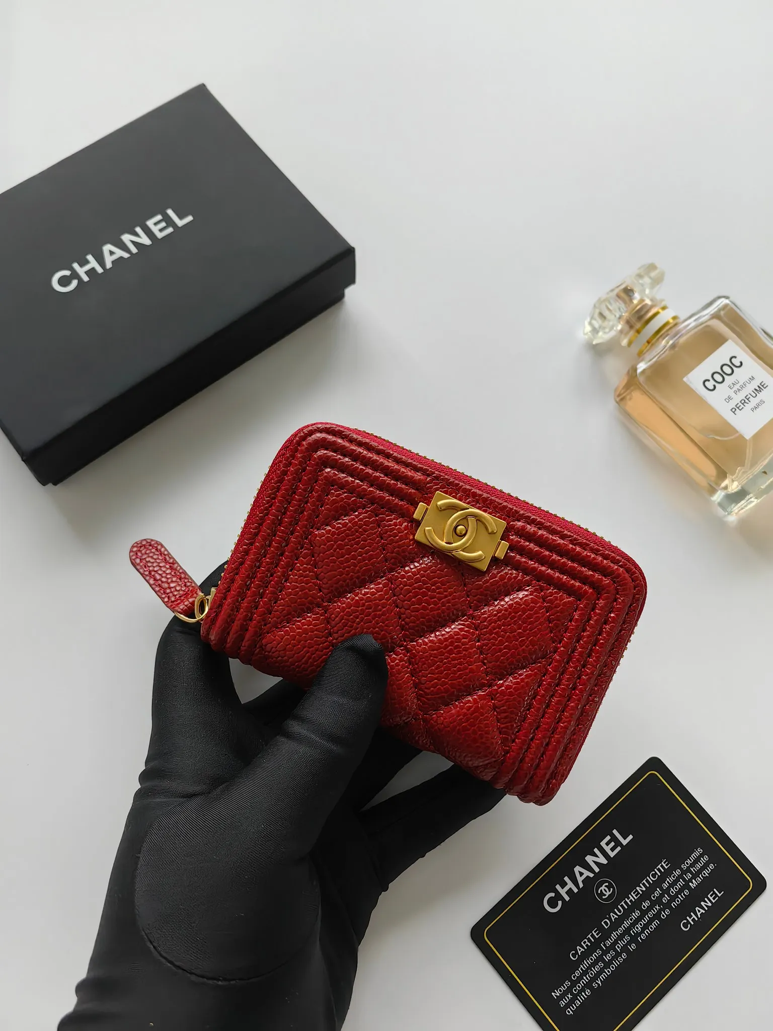 ￥140 Chanel card holder❤Coin purse️❤️Full leather inside and outside. Counter style. Impeccable workmanship details. Adhere to high quality. Style number: A84433 Size: 11.5x8cm
