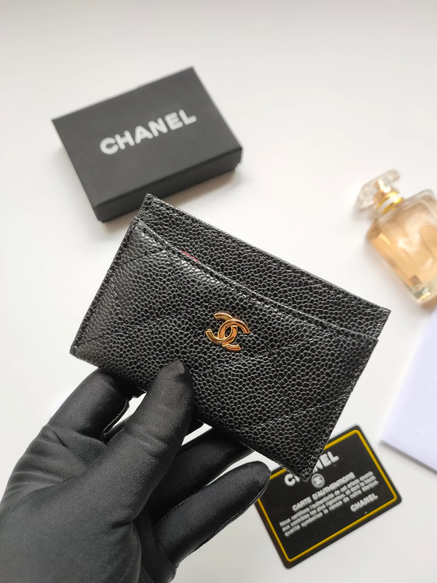 💰90 CHANEL Chanel counter card holder👍Model number: AP446 Size: 7.5×11.2×0.5cm Caviar cowhide on the outside + sheepskin on the inside + gold hardware😍😍Fine workmanship High-end quality [Rose] Complete accessories