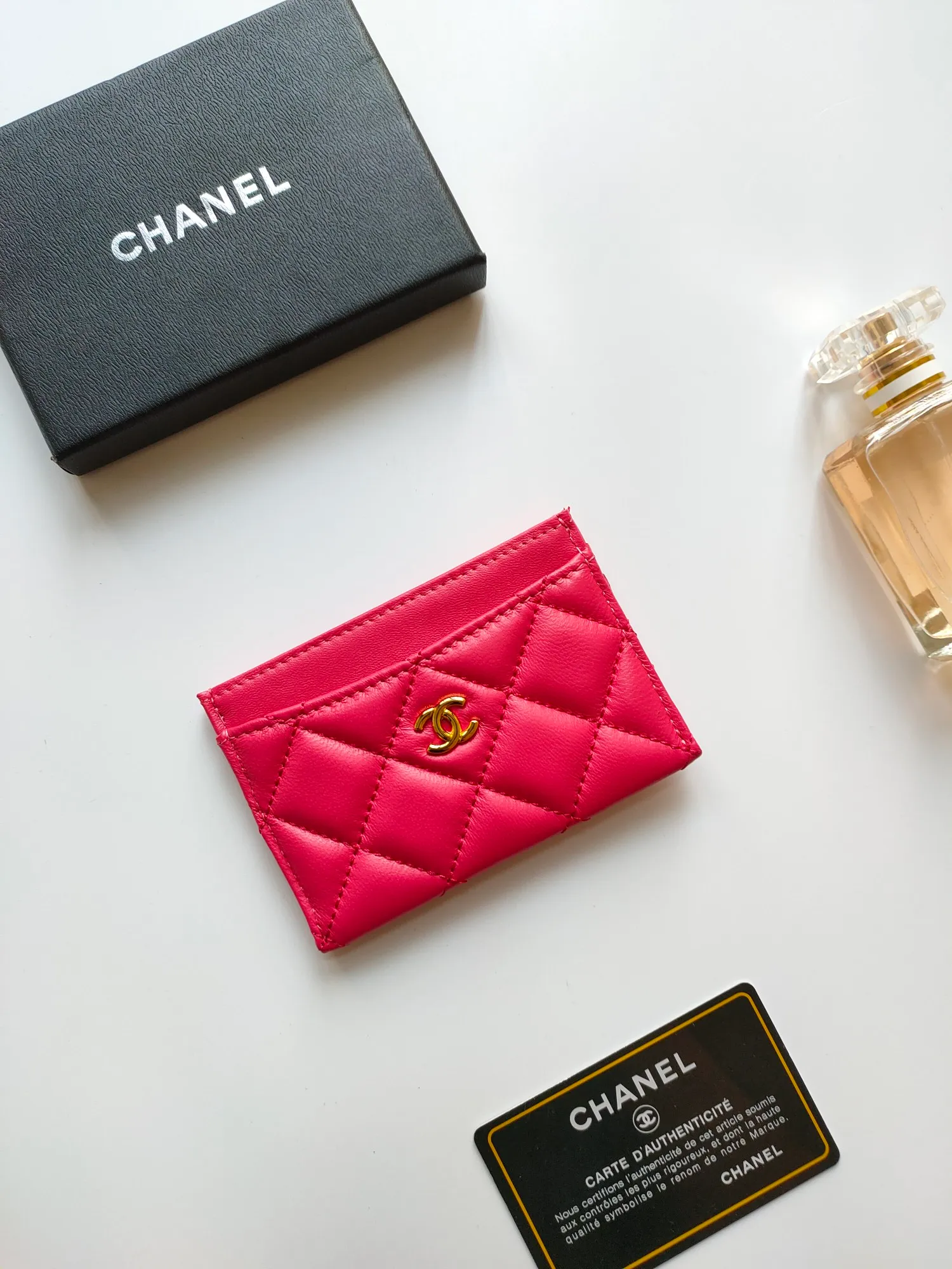 💰90 CHANEL Chanel counter style classic card holder👍Model number: AP446 Size: 7.5×11.2×0.5cm Sheepskin inside and outside😍😍Fine workmanship and high-end quality