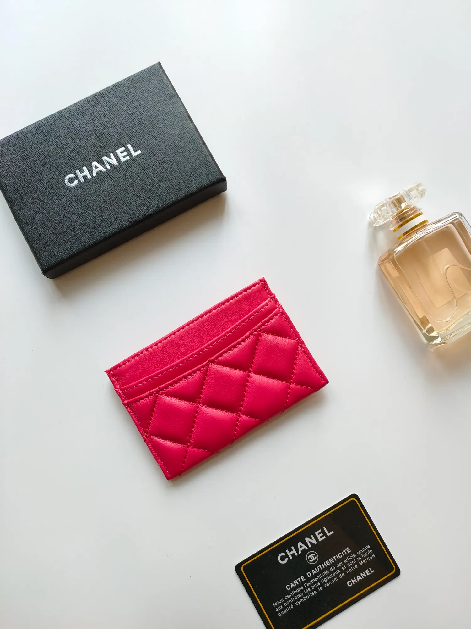 💰90 CHANEL Chanel counter style classic card holder👍Model number: AP446 Size: 7.5×11.2×0.5cm Sheepskin inside and outside😍😍Fine workmanship and high-end quality