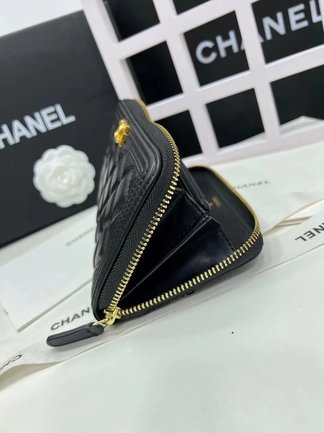 Upgraded version💋leboy series small grain ball grain cowhide vs sheepskin🍃gold and silver buckle.Chanel 🆕new color snap button 20% off long wallet, [satisfied][satisfied] original order quality exquisite lock buckle, exquisite stitching workmanship 8 card slots with the latest packaging 80286🍃Size: 19cm💰180