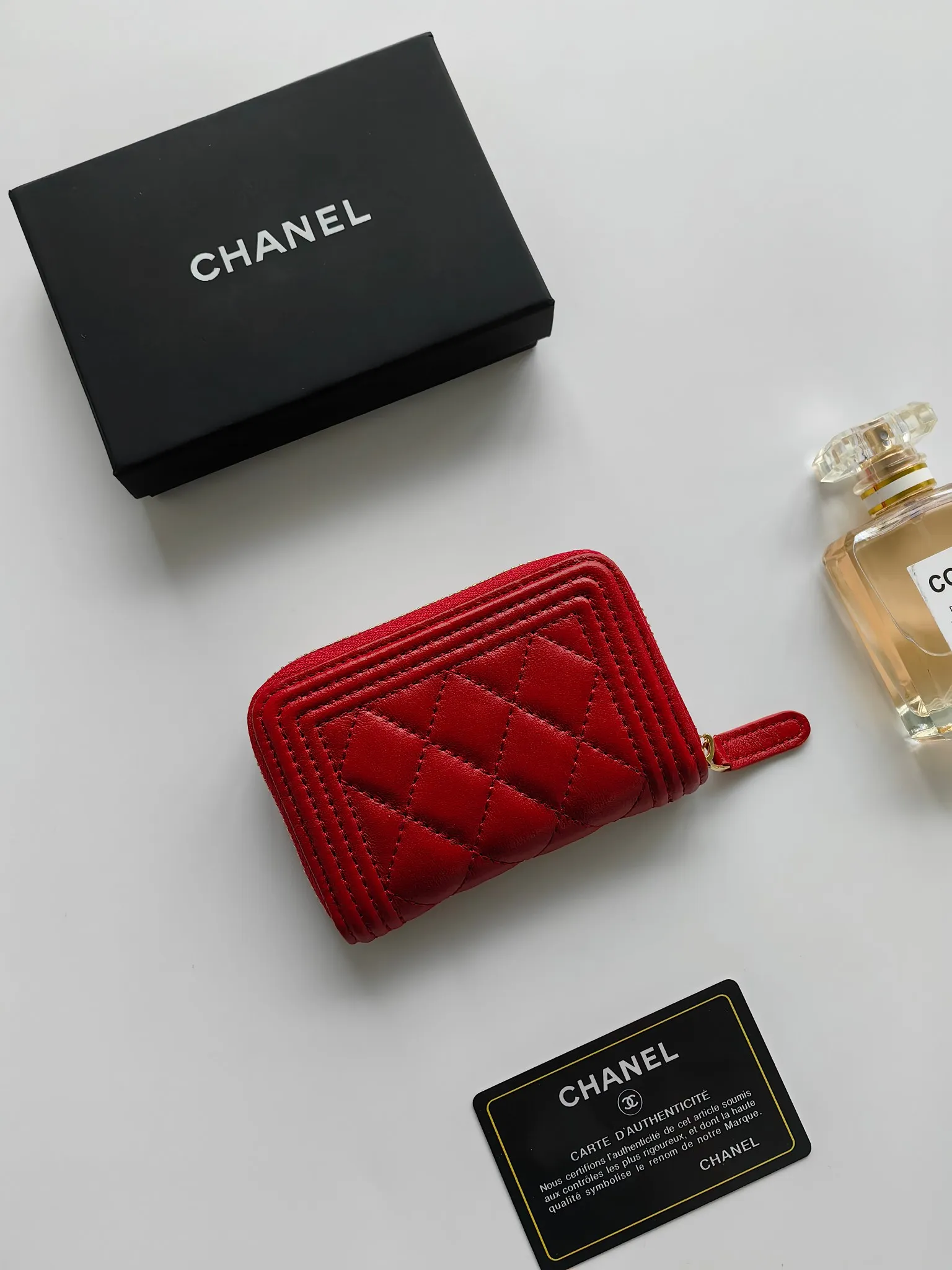 ￥140 Chanel card holder❤Coin purse️❤️Full leather inside and outside. Counter style. Impeccable workmanship details. Adhere to high quality. Style number: A84433 Size: 11.5x8cm