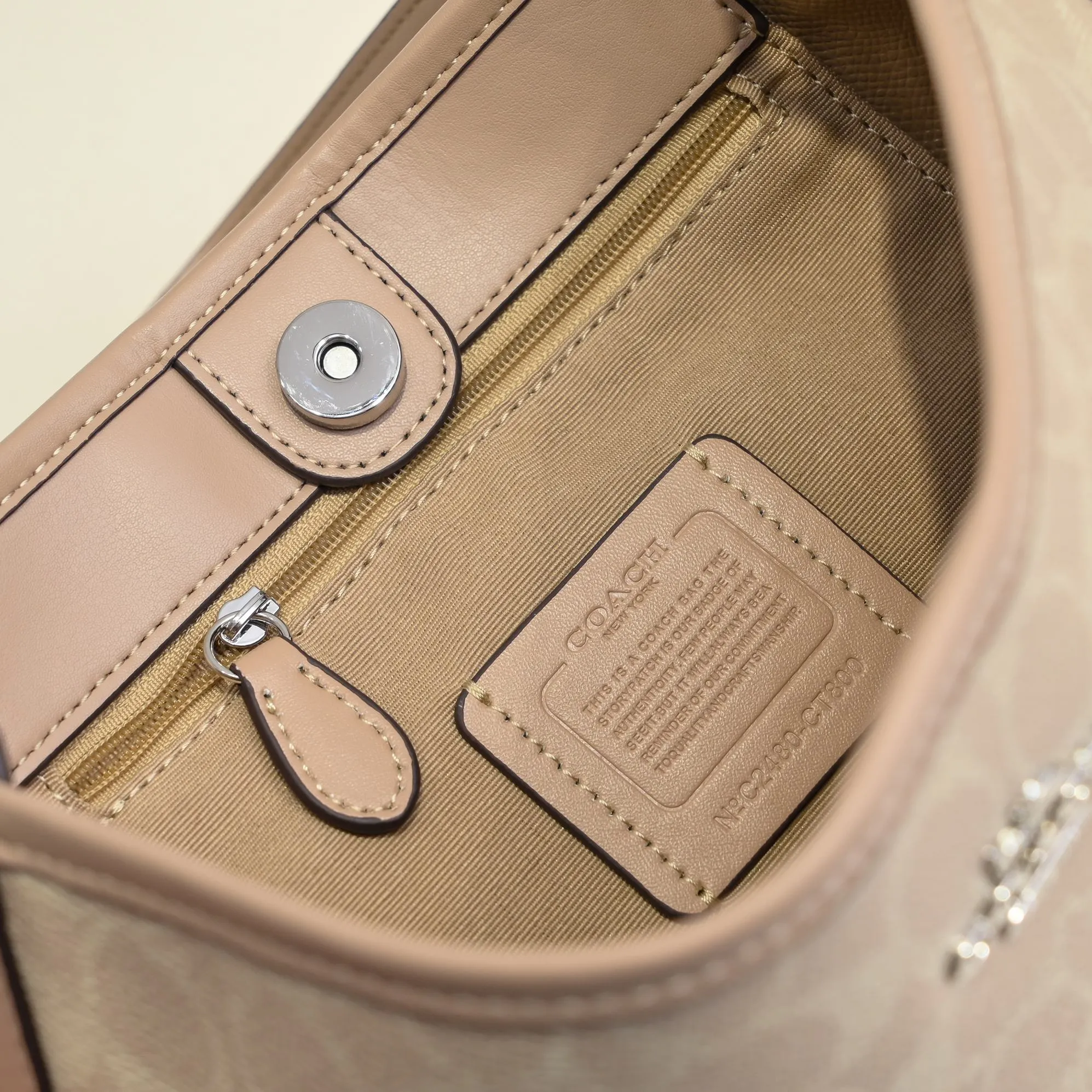 Style number: CT800 Size: 21*16.5*11.5cm