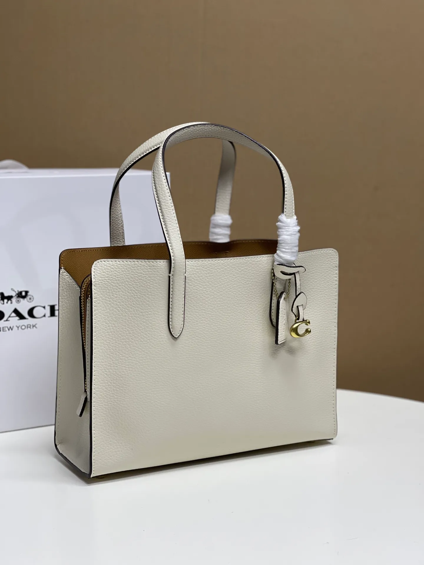 Top original order batch 460💰COACH/Coach new women's classic logo CJ806 CARTER CARRYALL No. 28 handbag, size 28 20 10