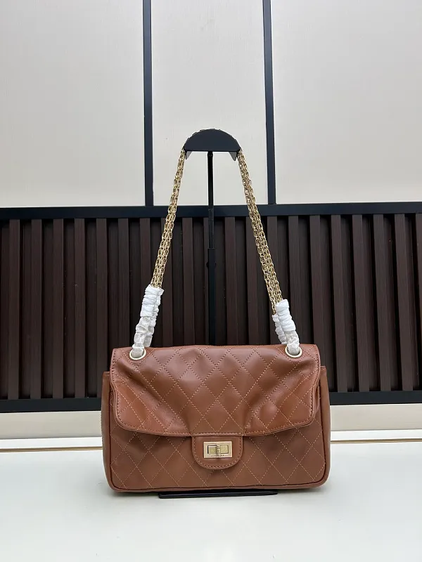 All Categories Chanel Women's Bags (Chanel) Chanel C008