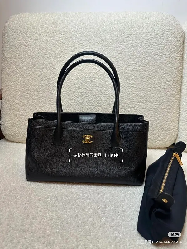 All Categories Chanel Women's Bags 2 (Chanel) Chanel Original Single 2011 Small Medium Size