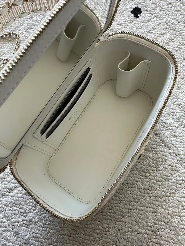 All Categories Chanel Women's Bag 2 (Chanel) Chanel Original Single AP5030