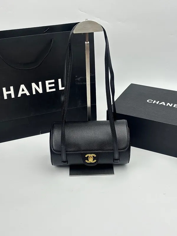 All Categories Official Website "Brand Women's Bags" Women's Bags 💙 Chanel 2026 Official Website CHANEL Underarm Bag