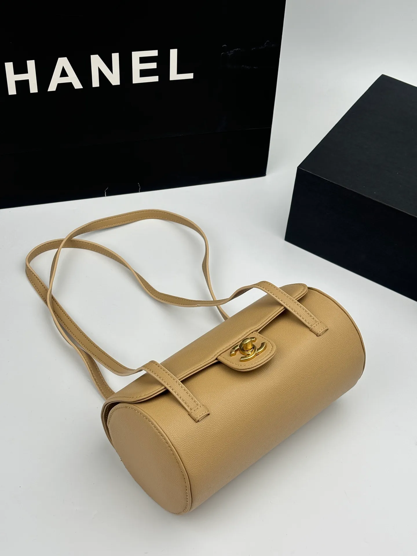 All Categories Official Website "Brand Women's Bags" Women's Bags 💙 Chanel 2026 Official Website CHANEL Underarm Bag