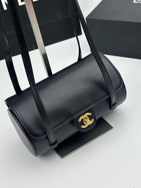 All Categories Official Website "Brand Women's Bags" Women's Bags 💙 Chanel 2026 Official Website CHANEL Underarm Bag