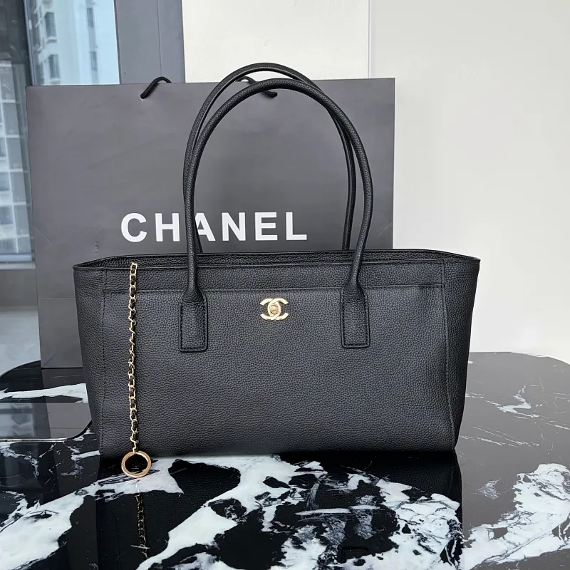 All Categories Official Website "Brand Women's Bags" Women's Bags 💙 Chanel 2026 Official Website CHANEL Handbags