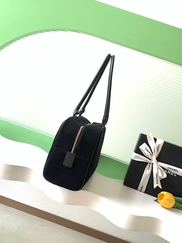 All Categories Chanel Women's Bag 2 (Chanel) Chanel Original Order AS6211