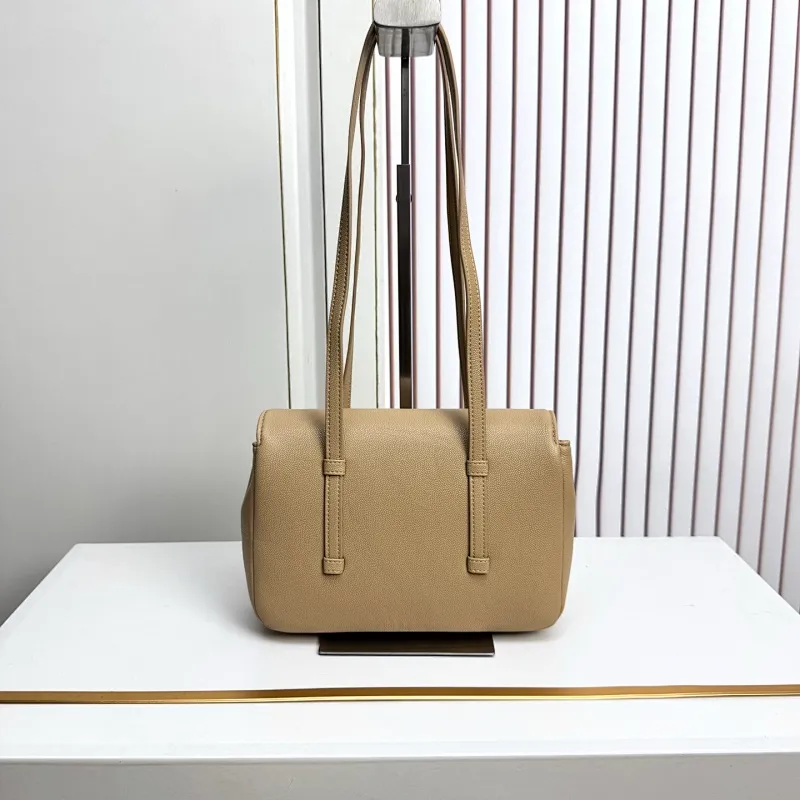 All Categories Official Website "Brand Women's Bags" Women's Bags 💙 Chanel 2026 Official Website CHANEL Crossbody Bag
