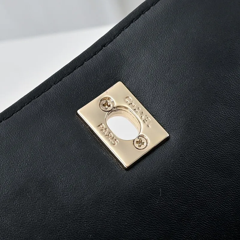 All Categories Chanel Women's Bags (Chanel) Chanel 1233