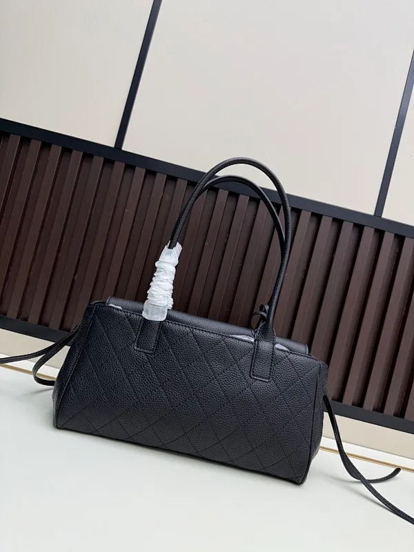 All Categories Official Website "Brand Women's Bags" Women's Bags 💙 Chanel 2026 New CHANEL Togo Cow Leather Tote Handbag