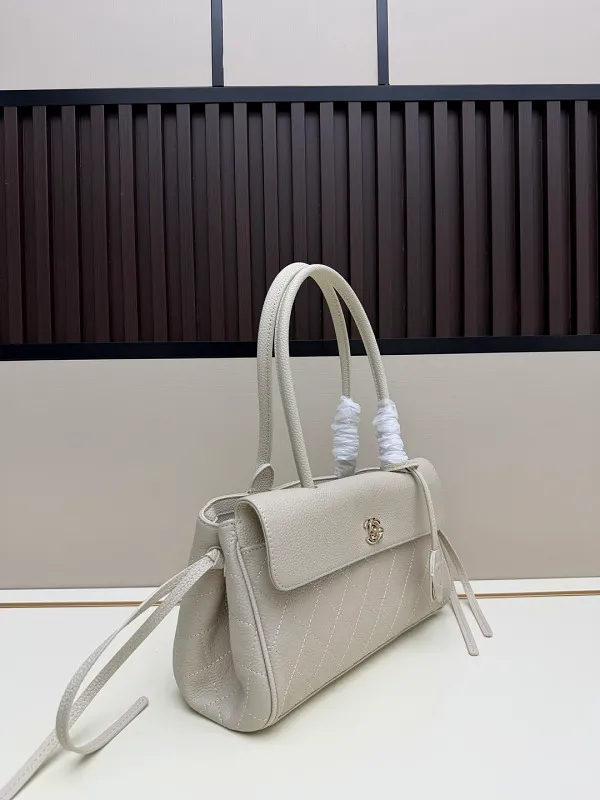 All Categories Chanel Women's Bags 2 (Chanel) Chanel 031