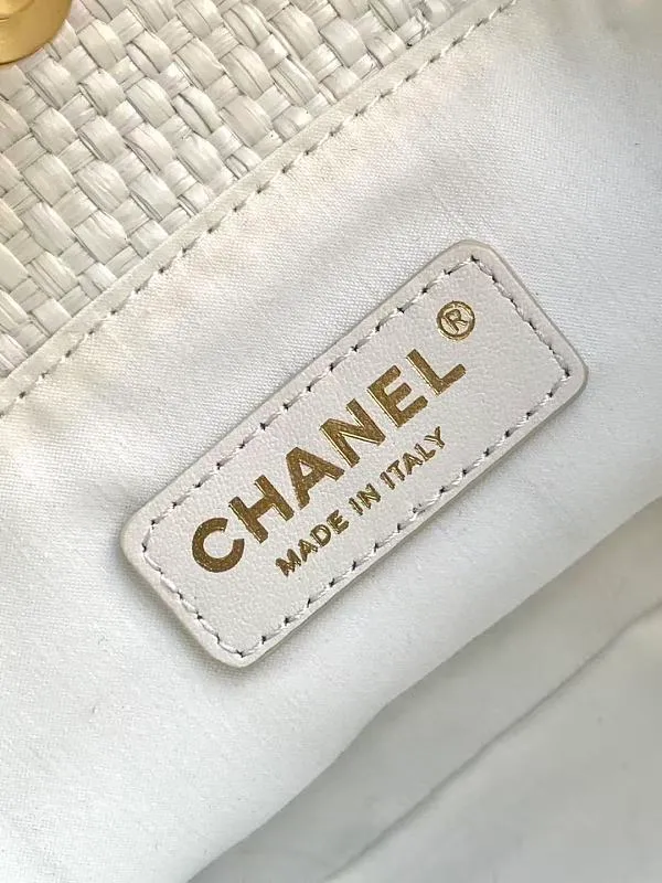 All Categories Chanel Women's Bags 2 (Chanel) Chanel Original AS6015