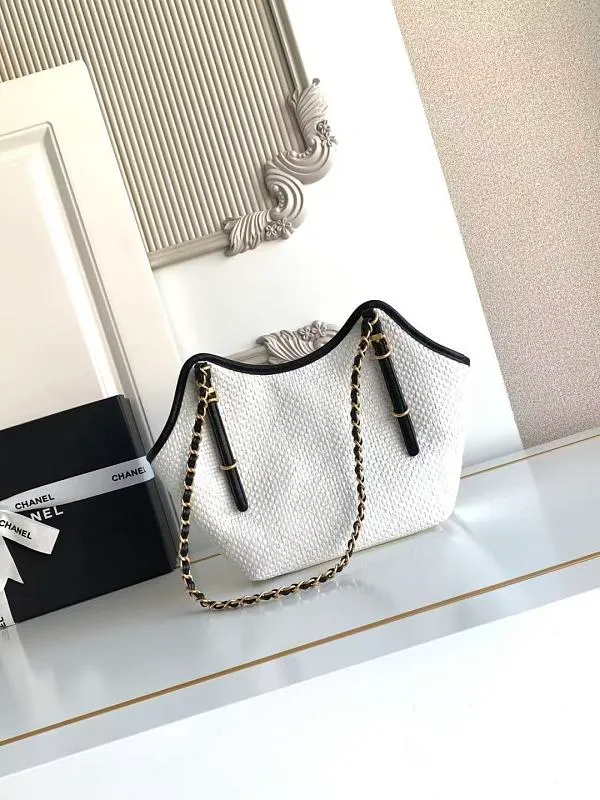 All Categories Chanel Women's Bags 2 (Chanel) Chanel Original AS6015