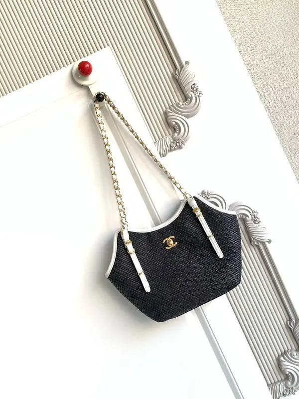All Categories Chanel Women's Bags 2 (Chanel) Chanel Original AS6015