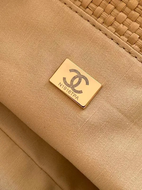 All Categories Chanel Women's Bags 2 (Chanel) Chanel Original AS6015