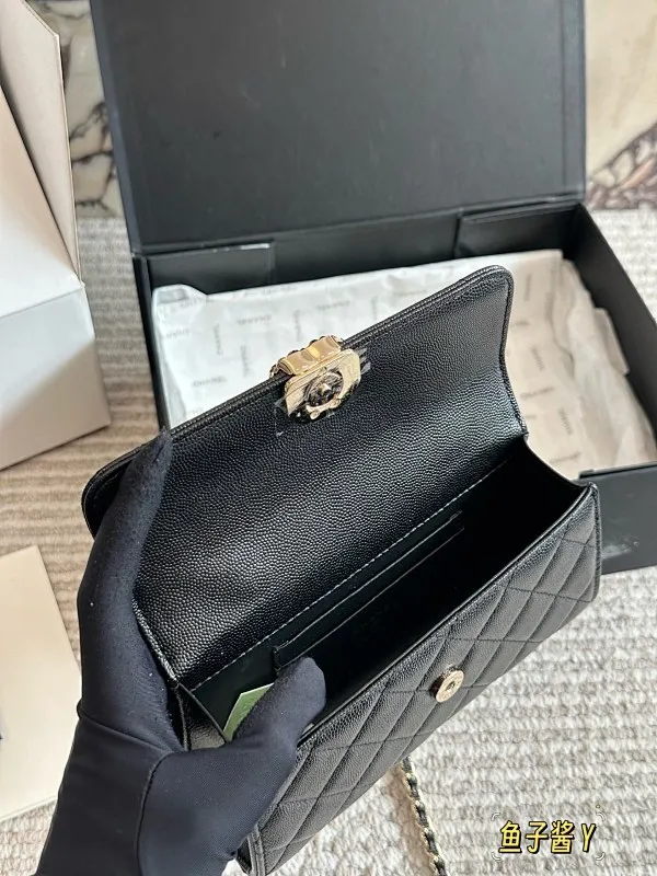 All Categories Official Website "Brand Women's Bags" Women's Bags 💙 Chanel 2025 New CHANEL Crossbody Bag