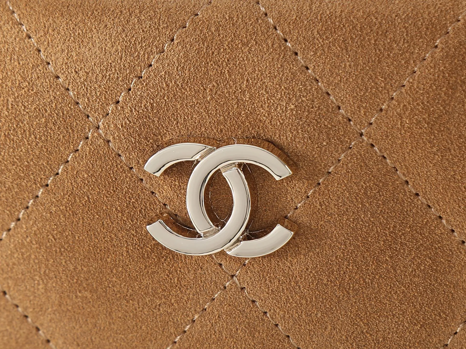 All categories Official website "Brand Women's Bags" Women's Bags 💙 Chanel 2026 new CHANEL hand-held crossbody bag