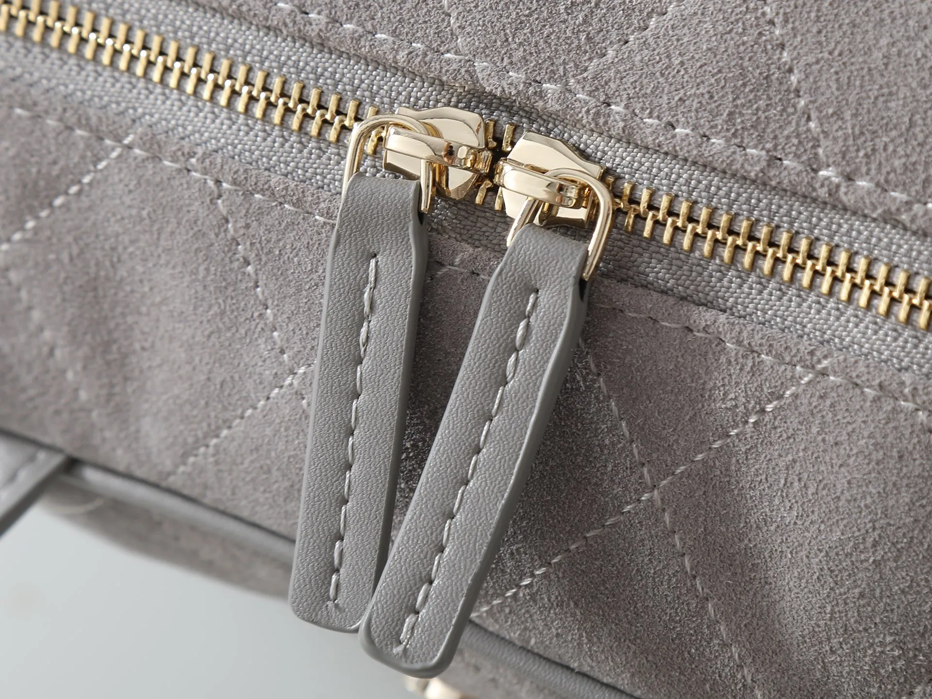 All categories Official website "Brand Women's Bags" Women's Bags 💙 Chanel 2026 new CHANEL hand-held crossbody bag