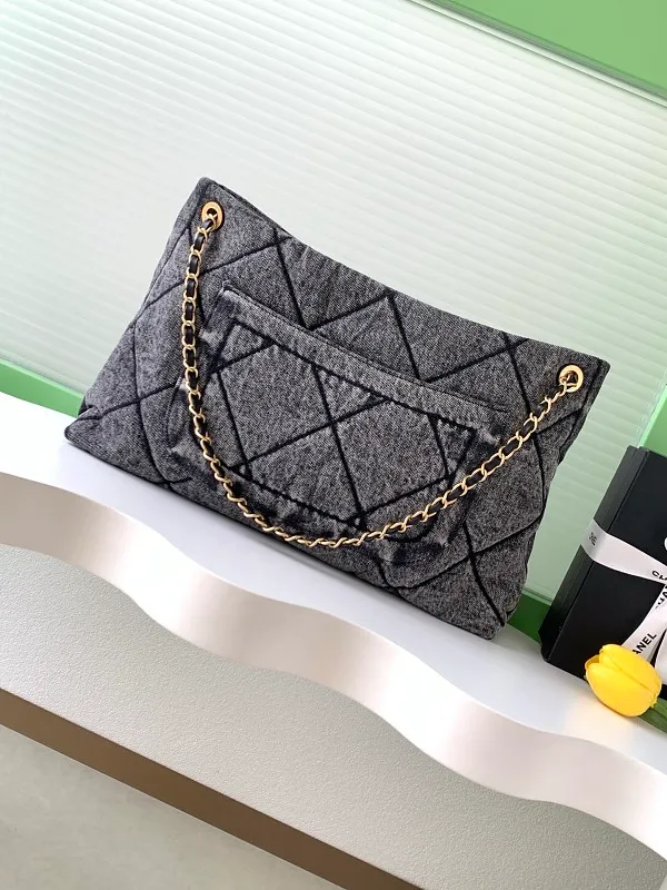All Categories Chanel Women's Bags 2 (Chanel) Chanel Original AS5740-3