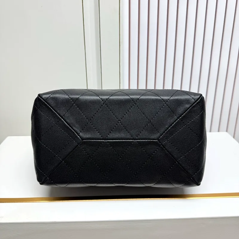 All Categories Official Website "Brand Women's Bags" Women's Bags 💙 Chanel 2026 Official Website CHANEL Crossbody Bag