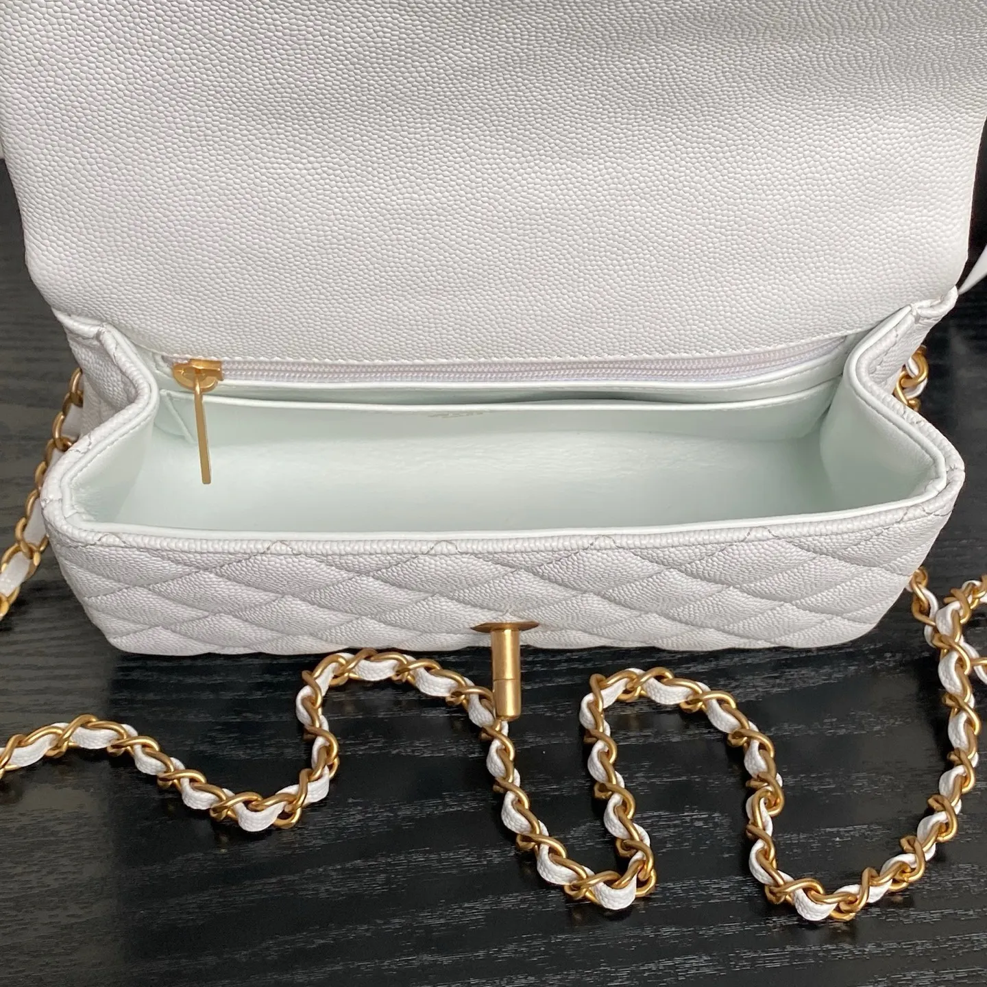 All Categories Chanel Women's Bags 2 (Chanel) Chanel Original AS5701