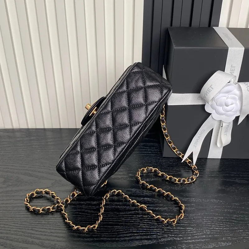 All Categories Chanel Women's Bags 2 (Chanel) Chanel Original AS5701