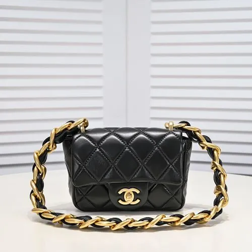 All Categories Official Website "Brand Women's Bags" Women's Bags 💙 Chanel �C𝗵𝗮𝗻𝗲𝟭 𝟮𝟮𝘀 Large Gold Chain Armpit Bag Small Size Jimei, have you got it yet? This bag is easy to wear with hot girls, and the capacity is good. The thick chain is the finishing touch of this bag. It is younger and more fashionable than Cf. 𝐒𝐢𝐳𝐞𝟏𝟑-𝟏𝟕