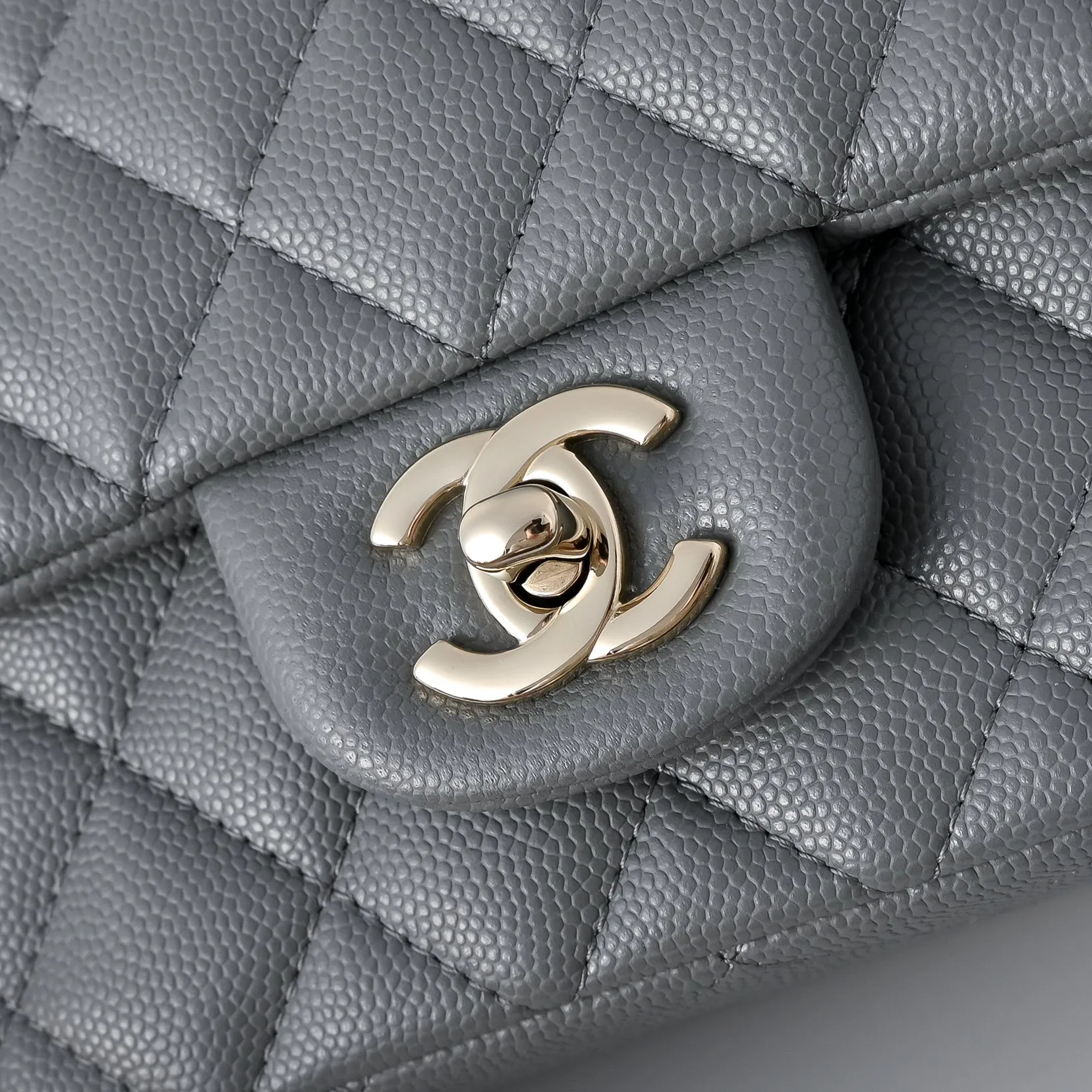 All Categories Chanel Women's Bags 2 (Chanel) Chanel Original A69900 Small Ball Pattern