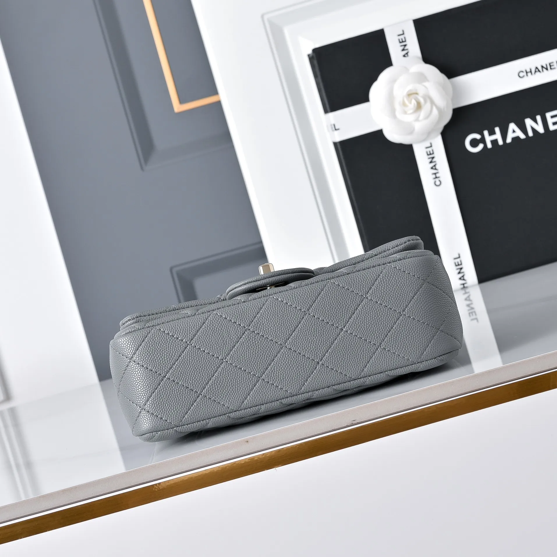 All Categories Chanel Women's Bags 2 (Chanel) Chanel Original A69900 Small Ball Pattern