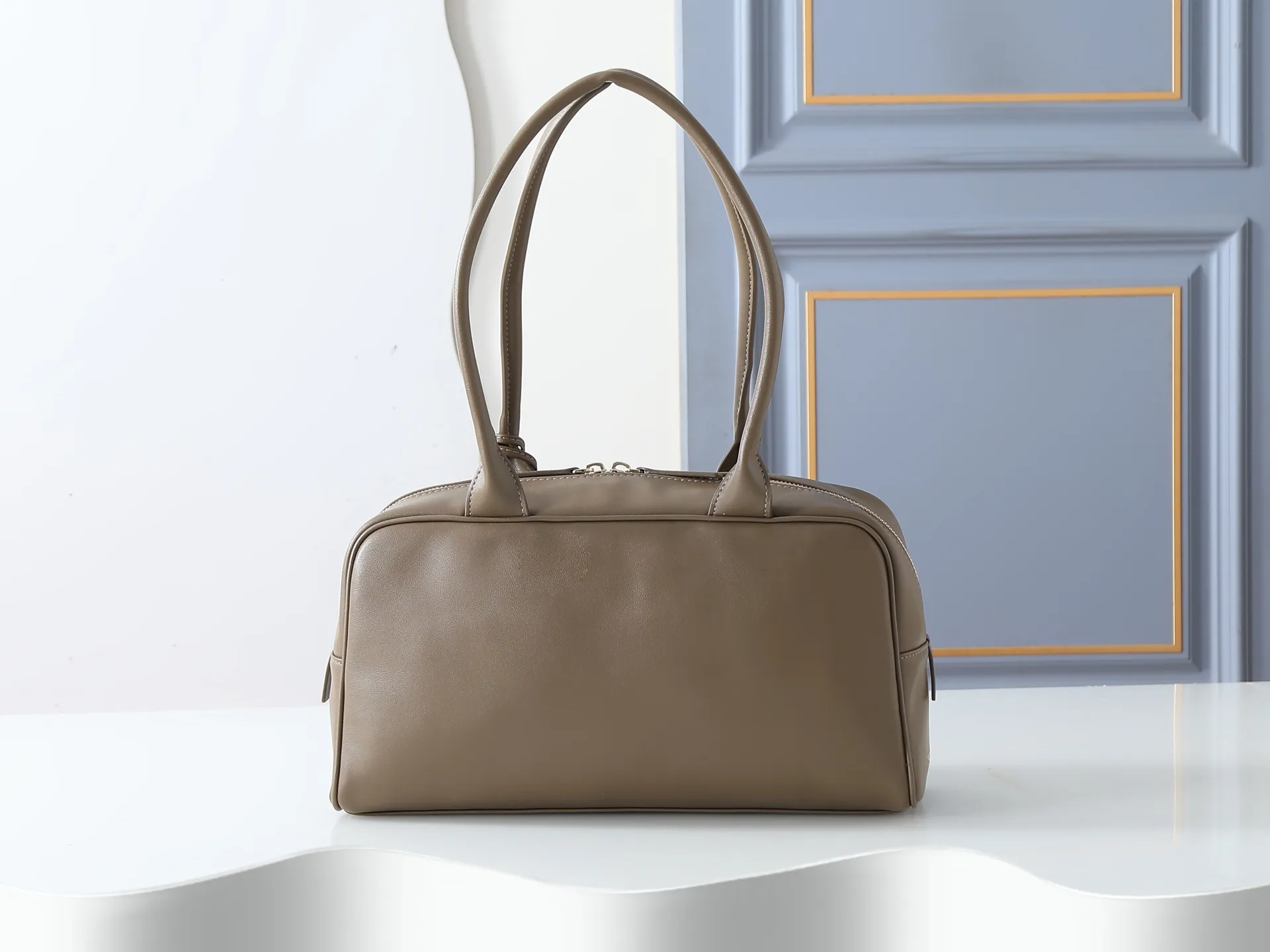 All categories Official website "Brand Women's Bags" Women's Bags 💙 Chanel 2026 new CHANEL hand-held crossbody bag