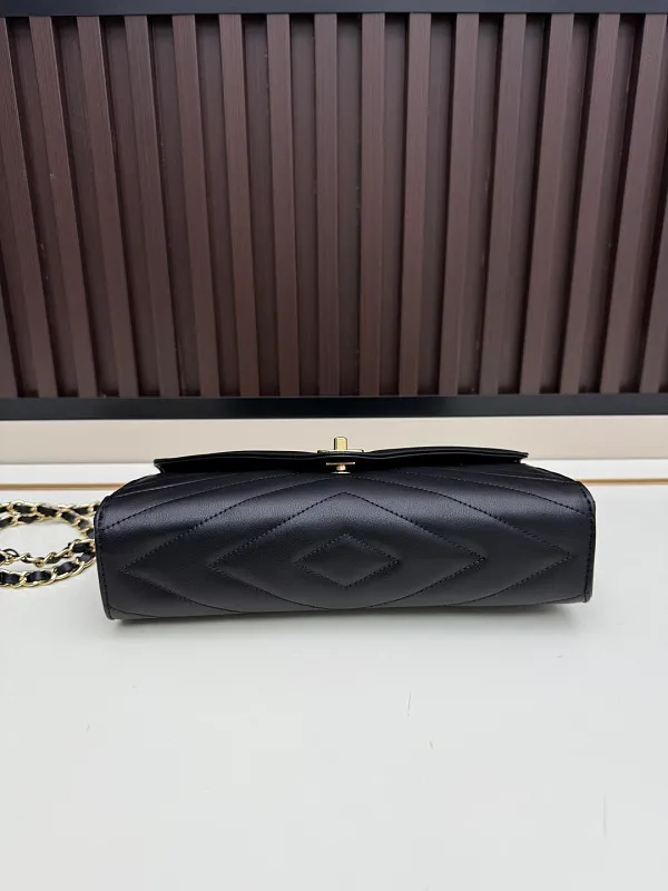 All Categories Chanel Women's Bags (Chanel) Chanel 09170