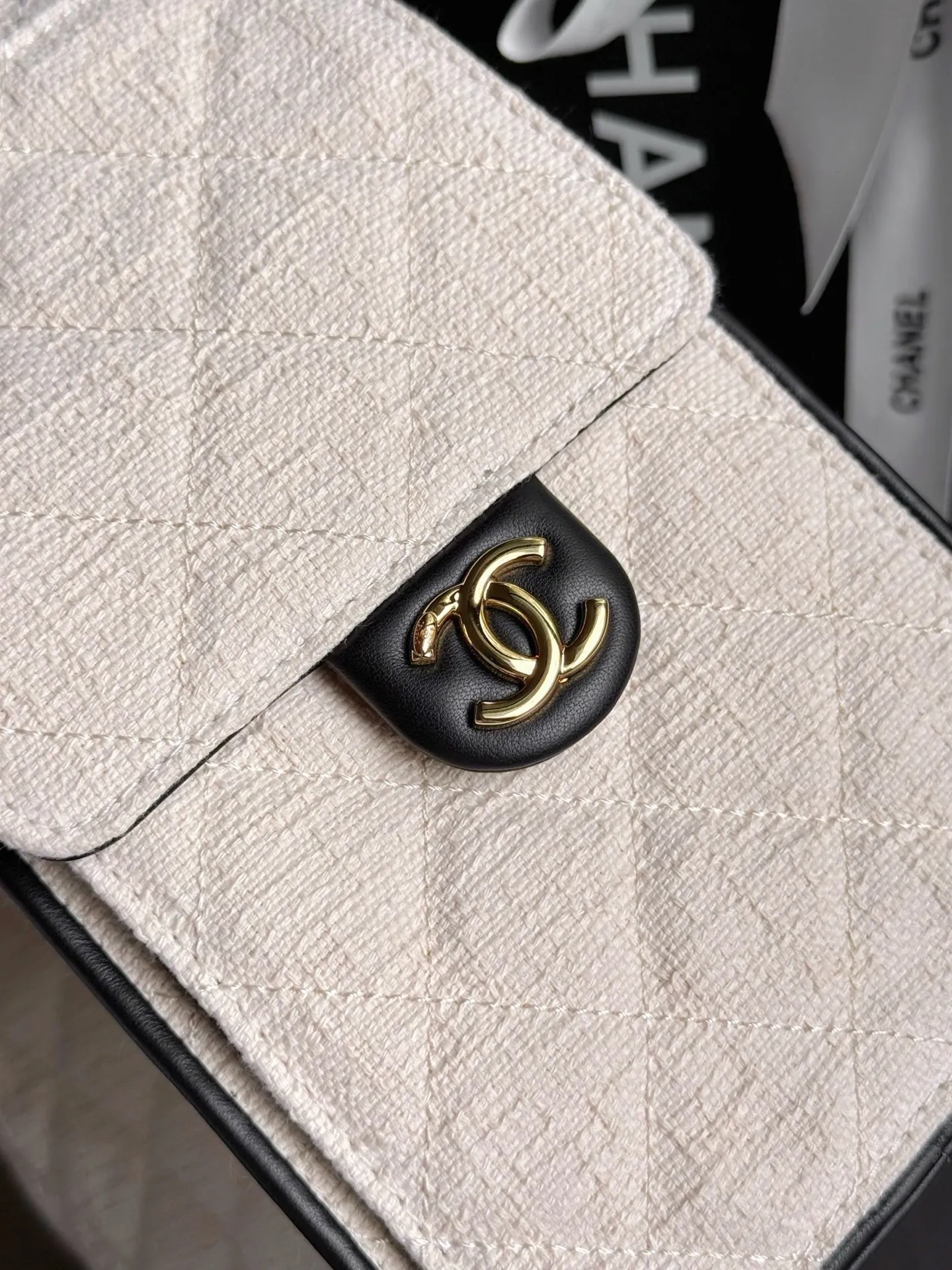 All Categories Chanel Women's Bags 2 (Chanel) Chanel Original Order AS5293