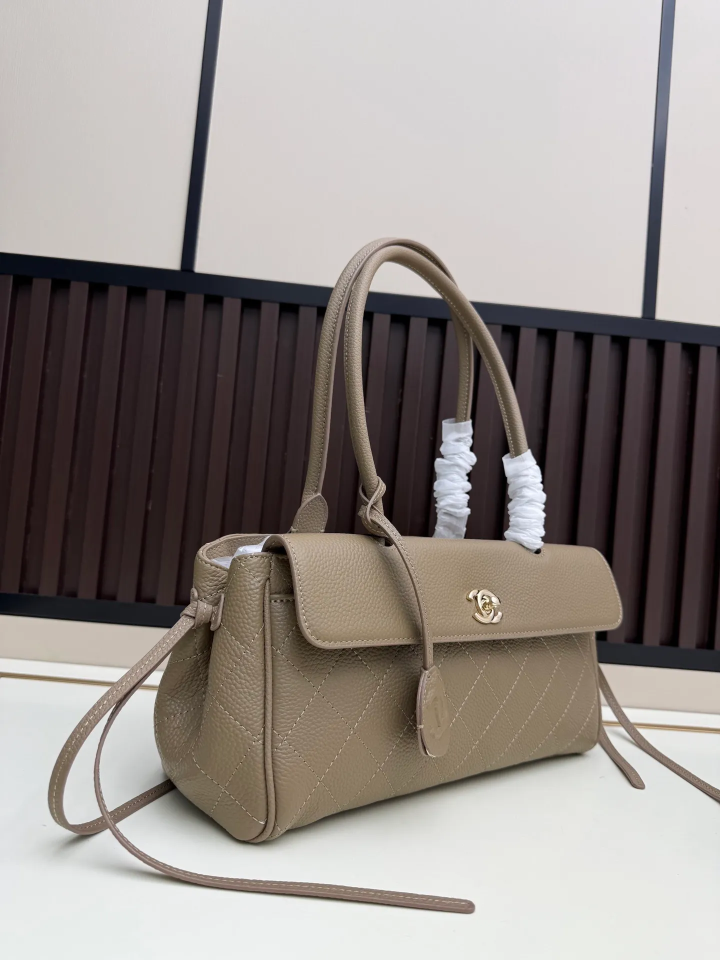 All Categories Official Website "Brand Women's Bags" Women's Bags 💙 Chanel 2026 New CHANEL Togo Cow Leather Tote Handbag
