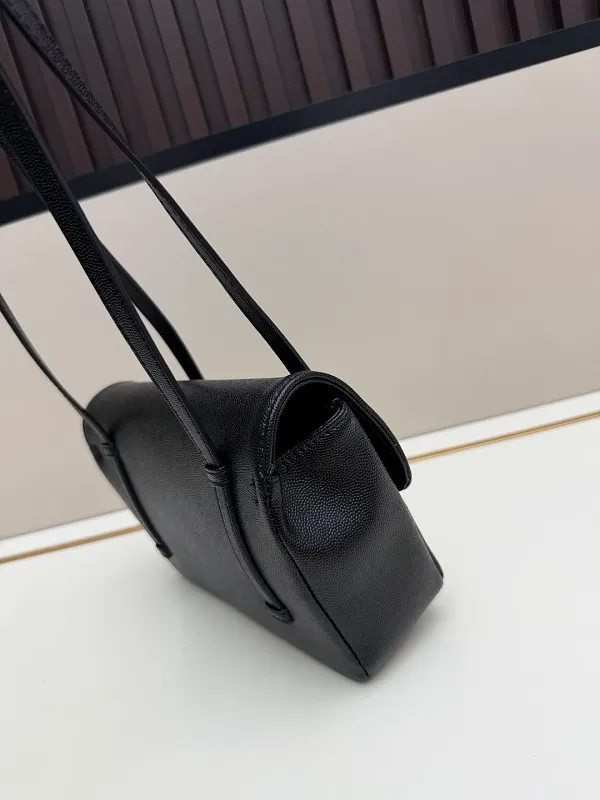 All Categories Chanel Women's Bags 2 (Chanel) Chanel 2620