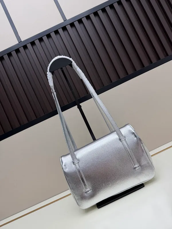 All Categories Chanel Women's Bags 2 (Chanel) Chanel 2620