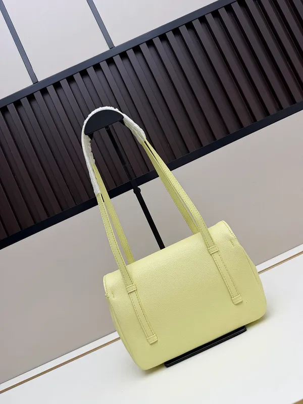 All Categories Chanel Women's Bags 2 (Chanel) Chanel 2620