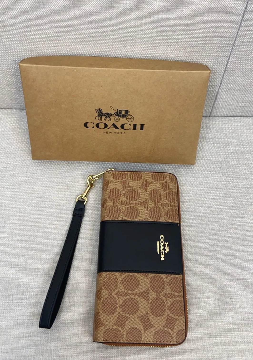 All Categories Coach Wallet (COACH) Coach CW947