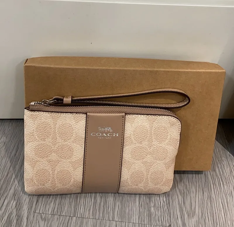 All Categories Coach Wallet (COACH) Coach CW854