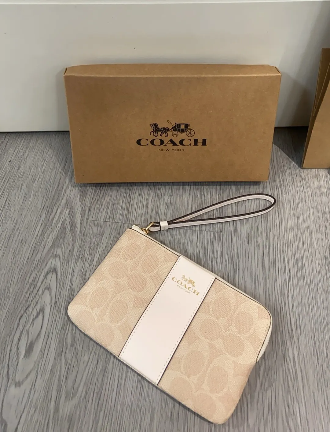 All Categories Coach Wallet (COACH) Coach CW854