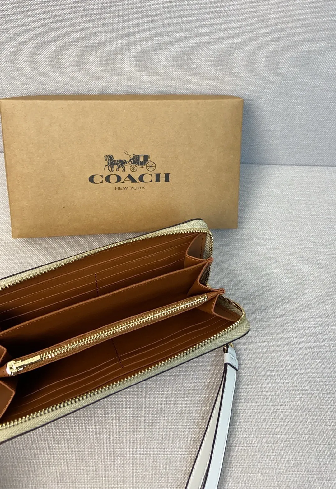 All Categories Coach Wallet (COACH) Coach CQ147