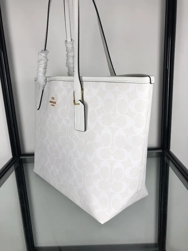 All categories Official website "Brand Women's Bags" Women's Bags 💙 COACH 2023 latest COACH handbags