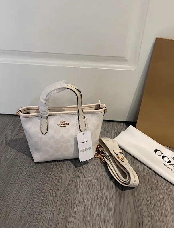 All Categories Coach Women's Bags (COACH) Coach CW032