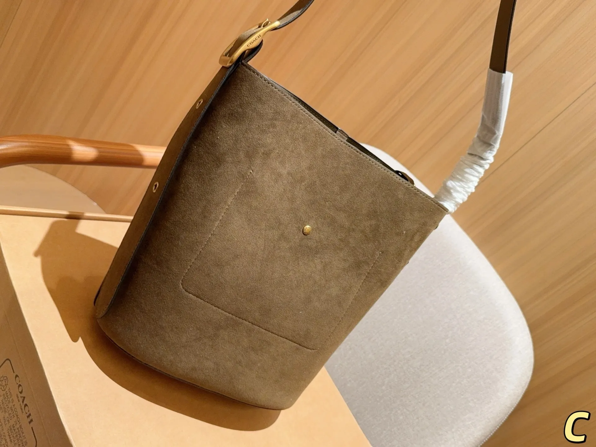All Categories Official Website "Brand Women's Bags" Women's Bags 💙 COACH 2025 New COACH Bucket Bag