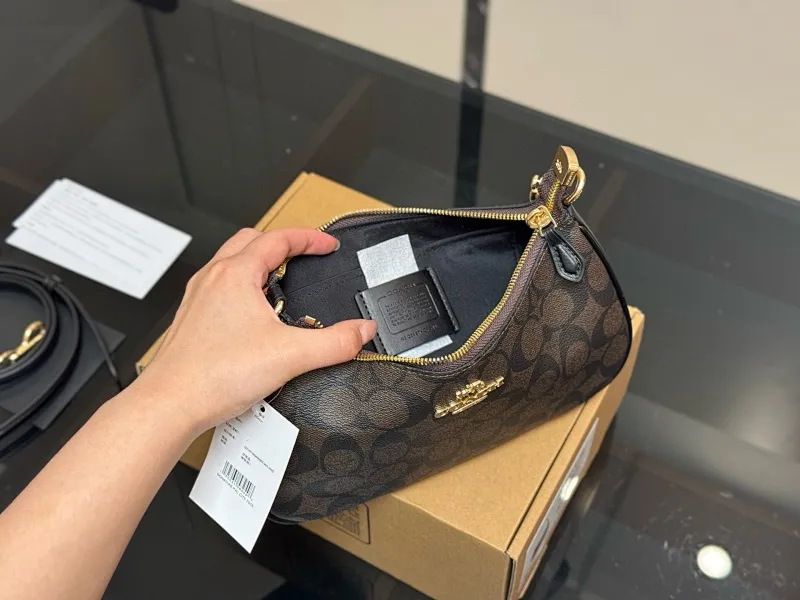 All categories Official website "Brand Women's Bags" Women's Bags 💙 COACH 2025 new COACH armpit bag
